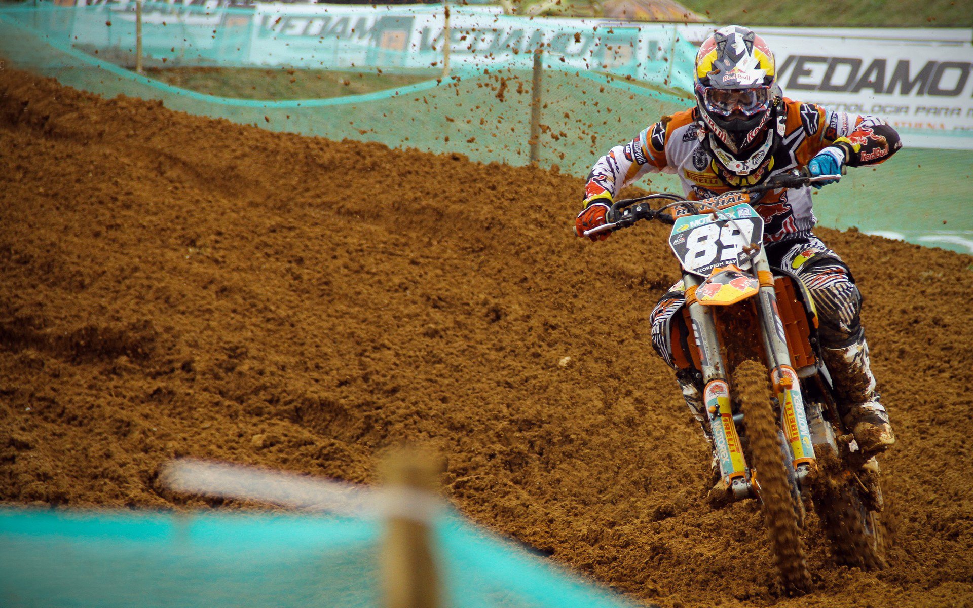 九游体育电竞-【传感器技术突破】精准追踪每一球，为比赛提供“全景”数据！